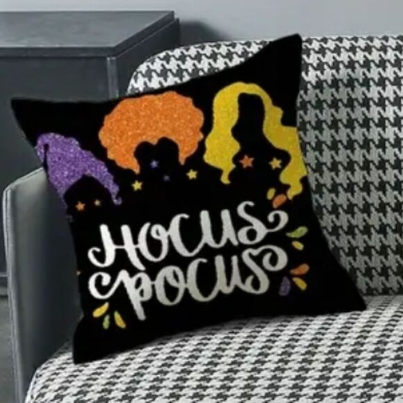 New HOCUS POCUS pillow cover Halloween decorations - Picture 1 of 8